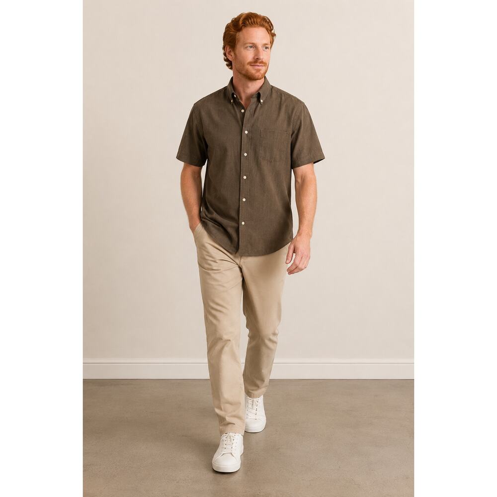 LR2801 Van Heusen Men’s Button Front Shirt Large 18-18.5 Brown Short Sleeve